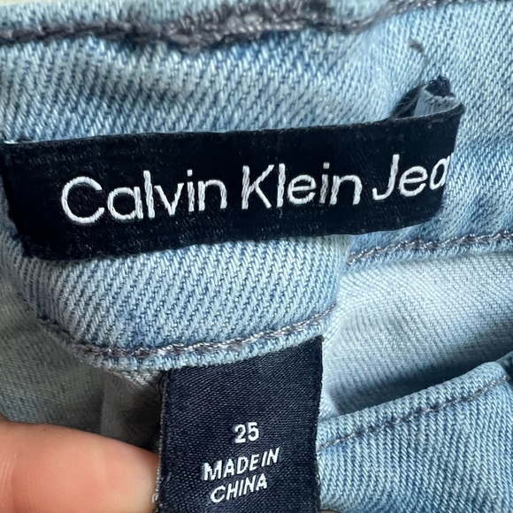 Calvin Klein Women's Straight Leg Jeans - Light‎ Blue - Picture 2 of 9